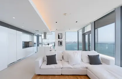 Apartment - 4 Bedrooms - 5 Bathrooms for sale in Apartment Building 5 - Bluewaters Residences - Bluewaters - Dubai