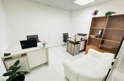مكتب - استوديو - 1 حمام للايجار في مبنى سيلفر هوم - هور العنز - ديرة - دبي مكتب - استوديو - 1 حمام للايجار في مبنى سيلفر هوم - هور العنز - ديرة - دبي