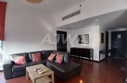 Apartment - 1 Bedroom - 2 Bathrooms for rent in Green Lakes Towers - JLT Cluster S - Jumeirah Lake Towers - Dubai