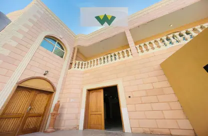 Outdoor Building image for: Villa - 6 Bedrooms - 6 Bathrooms for rent in Shakhbout City - Abu Dhabi, Image 1