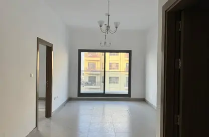 Apartment - 1 Bedroom - 6 Bathrooms for rent in The Pearl - Al Warsan 4 - Al Warsan - Dubai Apartment - 1 Bedroom - 6 Bathrooms for rent in The Pearl - Al Warsan 4 - Al Warsan - Dubai