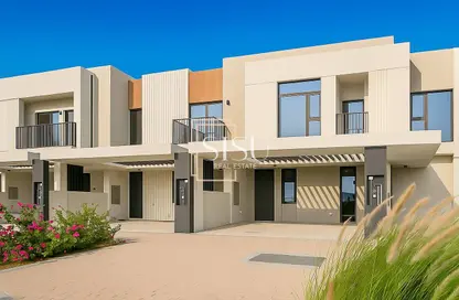 Villa - 3 Bedrooms - 4 Bathrooms for rent in Greenviews 2 - EMAAR South - Dubai South (Dubai World Central) - Dubai