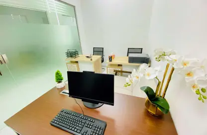 Office Space - Studio - 1 Bathroom for rent in Red Avenue - Al Garhoud - Dubai