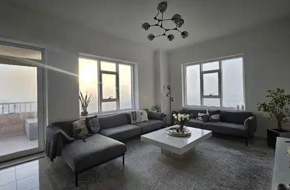 Apartment - 3 Bedrooms - 3 Bathrooms for sale in Al Rabia Tower - Majan - Dubai Land - Dubai