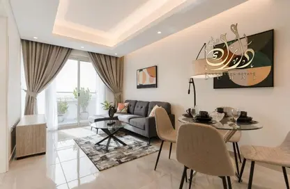 Living / Dining Room image for: Apartment - 1 Bedroom - 2 Bathrooms for sale in Centurion Onyx - Meydan - Dubai, Image 1