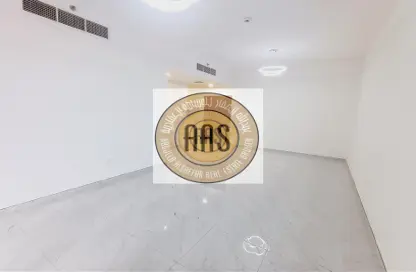 Apartment - 2 Bedrooms - 3 Bathrooms for rent in Titanium Tower - Al Karama - Dubai