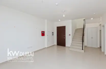 فيلا - 3 غرف نوم - 4 حمامات للبيع في نور تاون هاوس - تاون سكوير - دبي
