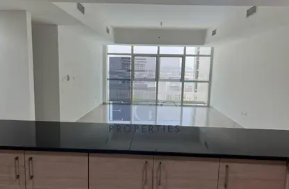 Apartment - 1 Bedroom - 2 Bathrooms for sale in Tala Tower - Marina Square - Al Reem Island - Abu Dhabi