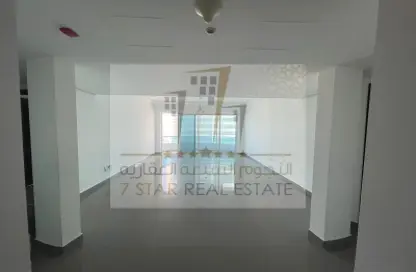 Apartment - 2 Bedrooms - 3 Bathrooms for sale in Blue Tower - Al Majaz 3 - Al Majaz - Sharjah