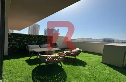 Apartment - 2 Bedrooms - 4 Bathrooms for rent in Eleganz by Danube - Jumeirah Village Circle - Dubai