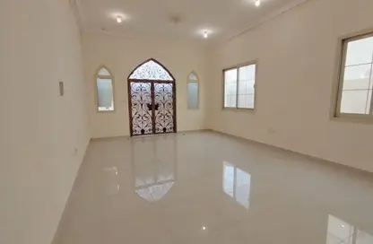 فيلا - 7 غرف نوم - 8 حمامات للايجار في مركز محمد بن زايد - مدينة محمد بن زايد - أبوظبي