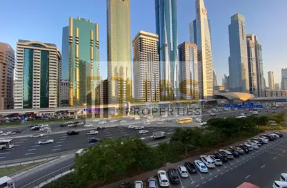 شقة - غرفة نوم - 2 حمامات للايجار في برج دي ايكس بي - شارع الشيخ زايد - دبي