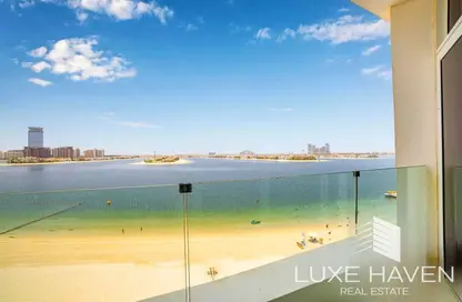 Apartment - 2 Bedrooms - 3 Bathrooms for sale in Royal Bay - Palm Jumeirah - Dubai