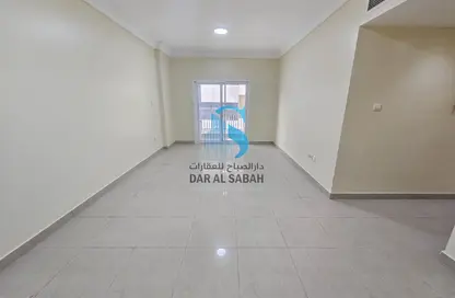 شقة - 2 غرف نوم - 2 حمامات للايجار في مساكن النهضة - النهدة - الشارقة