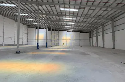 Warehouse - Studio for rent in Umm Al Thuoob - Umm Al Quwain