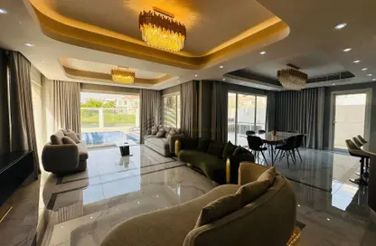Villa - 3 Bedrooms - 4 Bathrooms for sale in Jumeirah Park Homes - Jumeirah Park - Dubai