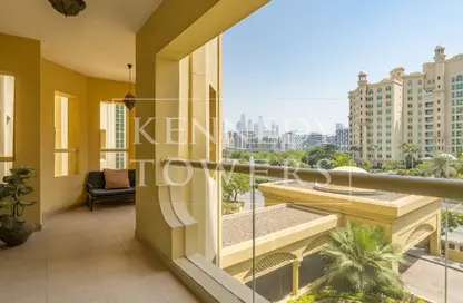 Apartment - 2 Bedrooms - 2 Bathrooms for rent in Al Haseer - Shoreline Apartments - Palm Jumeirah - Dubai