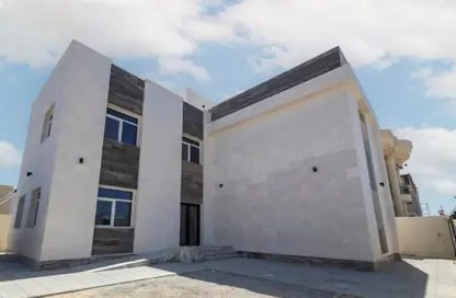 Villa - 4 Bedrooms - 5 Bathrooms for sale in Nad Al Sheba Gardens - Nad Al Sheba 1 - Nad Al Sheba - Dubai