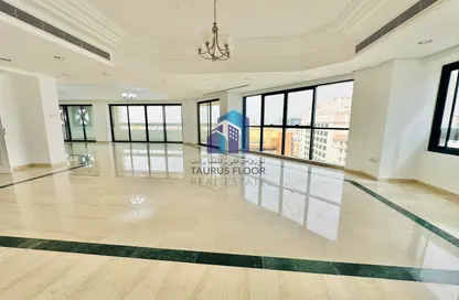 Penthouse - 4 Bedrooms - 4 Bathrooms for rent in Maktoum Road Building - Riggat Al Buteen - Deira - Dubai