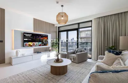 Apartment - 1 Bedroom - 1 Bathroom for sale in Marina Vista - EMAAR Beachfront - Dubai Harbour - Dubai