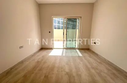 Apartment - 3 Bedrooms - 5 Bathrooms for rent in Rose Residence - Al Furjan - Dubai