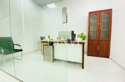 Office Space - Studio - 1 Bathroom for rent in Red Avenue - Al Garhoud - Dubai Office Space - Studio - 1 Bathroom for rent in Red Avenue - Al Garhoud - Dubai