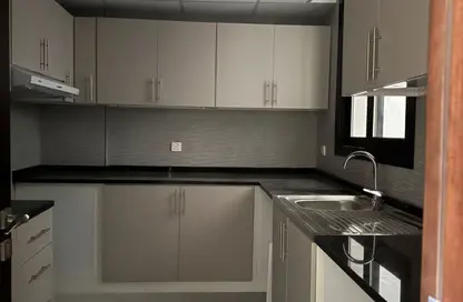 Apartment - 2 Bedrooms - 3 Bathrooms for rent in AlFalah - Muwaileh Commercial - Sharjah