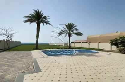 Villa - 5 Bedrooms - 7 Bathrooms for rent in Royal Marina Villas - Marina Village - Abu Dhabi