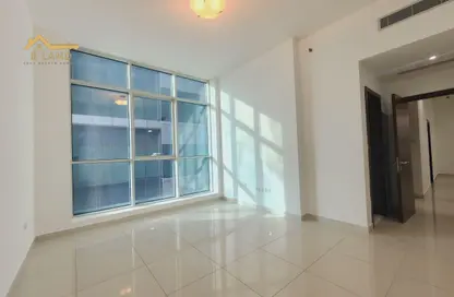 شقة - 2 غرف نوم - 2 حمامات للايجار في برج اللؤلؤة - الخان - الشارقة