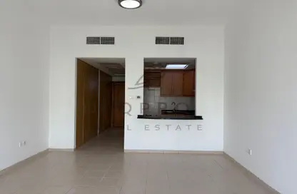 Apartment - Studio - 1 Bathroom for rent in Building 148 to Building 202 - Mogul Cluster - Discovery Gardens - Dubai