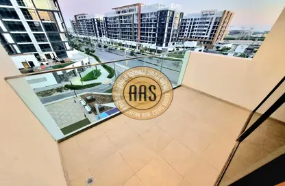 Apartment - 3 Bedrooms - 2 Bathrooms for rent in Azizi Riviera 19 - Meydan One - Meydan - Dubai