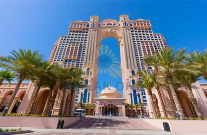 Apartment - 3 Bedrooms - 4 Bathrooms for rent in Fairmont Marina Residences - The Marina - Abu Dhabi