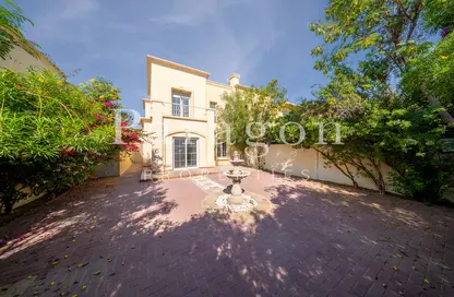 فيلا - 3 غرف نوم - 4 حمامات للايجار في الينابيع 9 - الينابيع - دبي