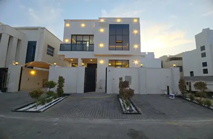 Villa - 3 Bedrooms - 5 Bathrooms for sale in Al Yasmeen 1 - Al Yasmeen - Ajman