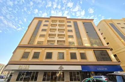 شقة - 3 غرف نوم - 3 حمامات للايجار في بناية مويليح 3 - مويلح - الشارقة