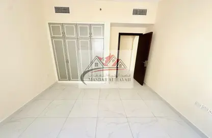 شقة - 2 غرف نوم - 2 حمامات للايجار في بناية مويليح 29 - مويلح - الشارقة