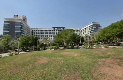 Apartment - Studio - 1 Bathroom for sale in Binghatti Phoenix - Jumeirah Village Circle - Dubai