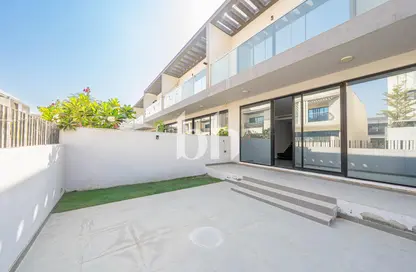 تاون هاوس - 4 غرف نوم - 5 حمامات للبيع في غرب الفرجان - الفرجان - دبي