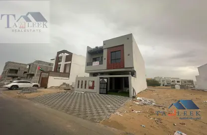 Townhouse - 5 Bedrooms - 6 Bathrooms for sale in Al Zaheya Gardens - Al Zahya - Ajman