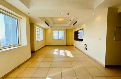 Apartment - 2 Bedrooms - 3 Bathrooms for rent in Bin Hendi Tower - Mankhool - Bur Dubai - Dubai