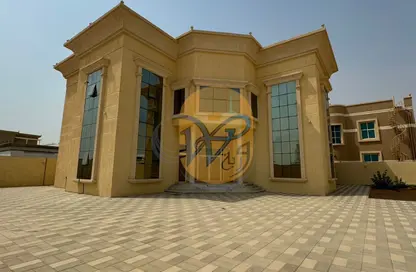 Villa - 5 Bedrooms - 7 Bathrooms for rent in Al Riffa - Ras Al Khaimah