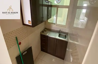 Apartment - Studio - 1 Bathroom for rent in Al Jawhara Building - Al Rawda 3 - Al Rawda - Ajman