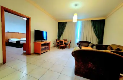 Apartment - 2 Bedrooms - 2 Bathrooms for rent in Al Falah Street - City Downtown - Abu Dhabi