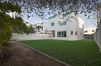 Villa - 4 Bedrooms - 4 Bathrooms for sale in Circle Villas - Jumeirah Village Circle - Dubai