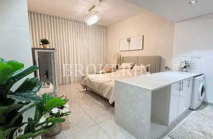 Apartment - Studio - 1 Bathroom for rent in The Square Tower - Jumeirah Village Circle - Dubai