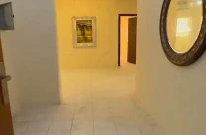 Apartment - 2 Bedrooms - 2 Bathrooms for rent in Yasmeen Tower - Al Majaz 2 - Al Majaz - Sharjah