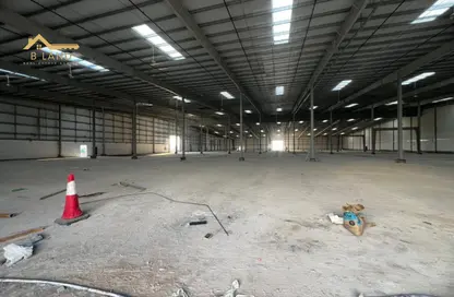 مستودع - استوديو - 2 حمامات للايجار في المنطقة الصناعية 2 - منطقة الإمارات الصناعية الحديثة - أم القيوين
