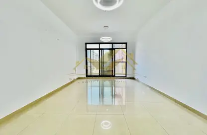 Apartment - 2 Bedrooms - 3 Bathrooms for rent in Jumeirah Garden City - Al Satwa - Dubai