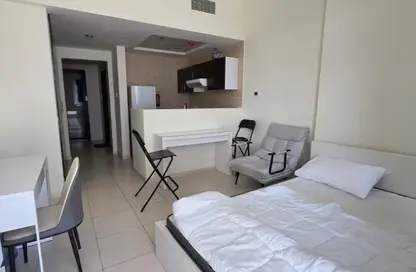 شقة - 1 حمام للايجار في 1 رويال ريزدنس - رويال ريزدنس - مدينة دبي الرياضية - دبي