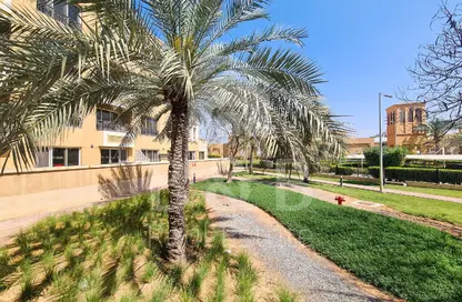 شقة - 2 غرف نوم - 3 حمامات للايجار في ياقوت - باب البحر - جزيرة المرجان - رأس الخيمة